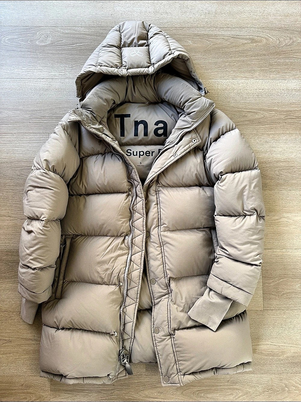 Aritzia The Super Puff — Mid Down Puffer Jacket Taupe Small